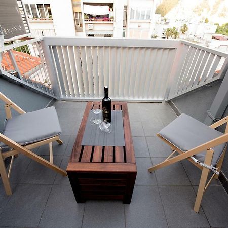 The Roof - Luxury Apartment Omiš Extérieur photo
