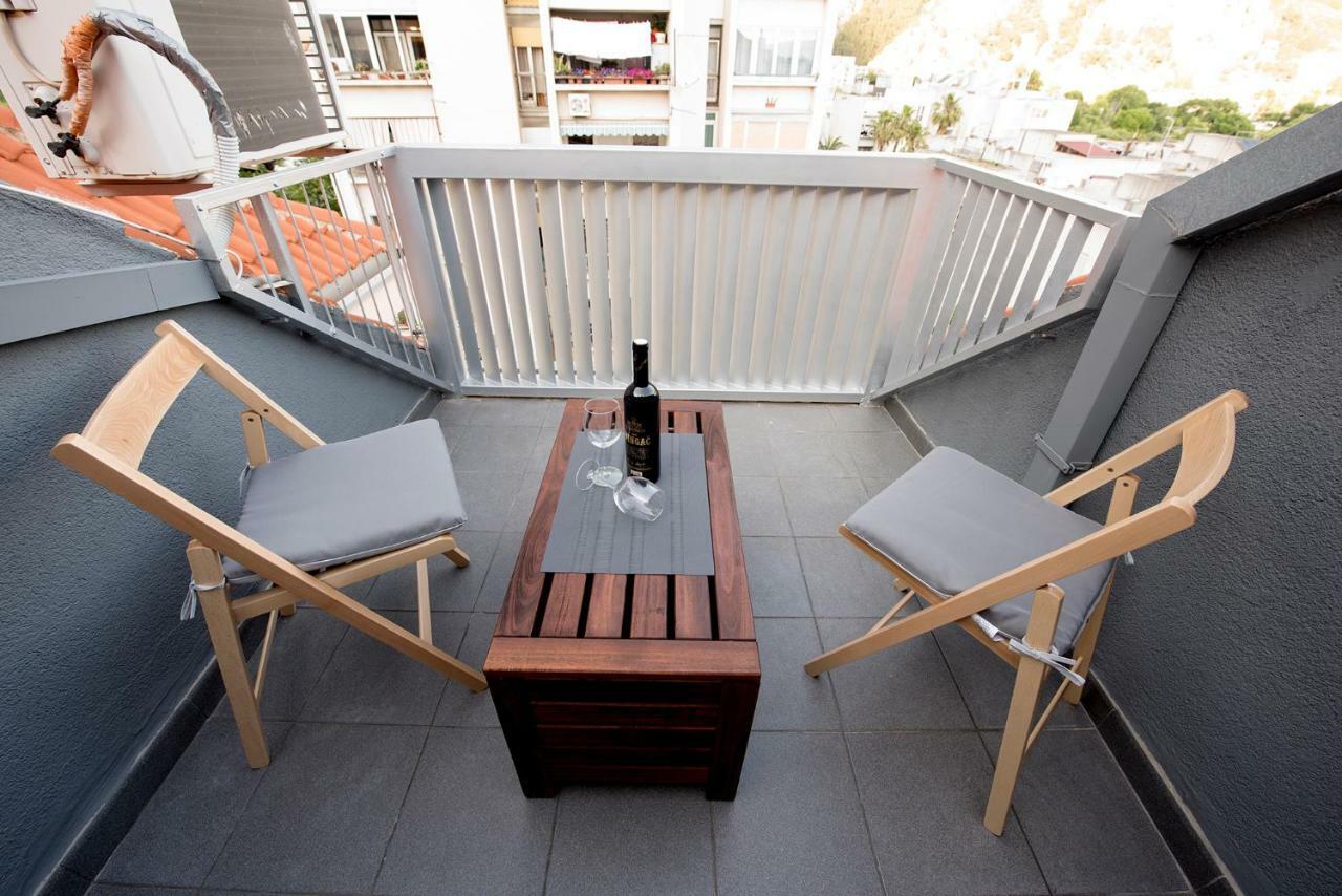The Roof - Luxury Apartment Omiš Extérieur photo